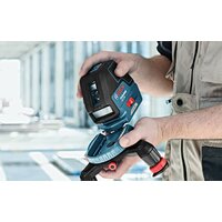 Лазерный нивелир Bosch GLL 3-50 Professinal (0601063802) - Превью изображения №3 — Интернет-магазин ПроЗаказ