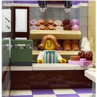 Конструктор LEGO Creator 10278 Полицейский участок - Превью изображения №24 — Интернет-магазин ПроЗаказ