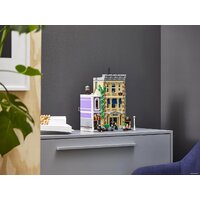 Конструктор LEGO Creator 10278 Полицейский участок - Превью изображения №28 — Интернет-магазин ПроЗаказ