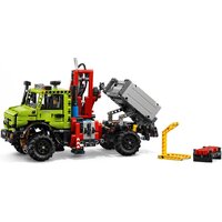 Конструктор LEGO 42242 Грузовик Mercedes-Benz Unimog U 5023 с краном - Превью изображения №4 — Интернет-магазин ПроЗаказ