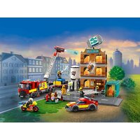 Конструктор LEGO City 60321 Пожарная команда - Превью изображения №39 — Интернет-магазин ПроЗаказ