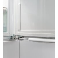 Однокамерный холодильник Liebherr IRBd 4520 Plus - Превью изображения №12 — Интернет-магазин ПроЗаказ