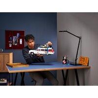 Конструктор LEGO Creator 10274 Автомобиль Охотников за привидениями ECTO-1 - Превью изображения №22 — Интернет-магазин ПроЗаказ