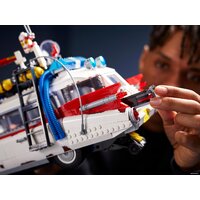 Конструктор LEGO Creator 10274 Автомобиль Охотников за привидениями ECTO-1 - Превью изображения №21 — Интернет-магазин ПроЗаказ