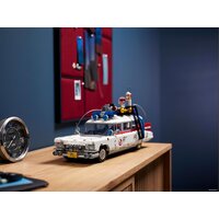 Конструктор LEGO Creator 10274 Автомобиль Охотников за привидениями ECTO-1 - Превью изображения №12 — Интернет-магазин ПроЗаказ