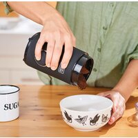 Электрическая кофемолка Black & Decker BXCG150E - Превью изображения №9 — Интернет-магазин ПроЗаказ