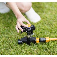 Распылитель Fiskars Импульсный на колесиках 1023656 - Превью изображения №4 — Интернет-магазин ПроЗаказ