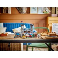 Конструктор LEGO Creator 3 в 1 31168 Средневековый замок конных рыцарей - Превью изображения №12 — Интернет-магазин ПроЗаказ