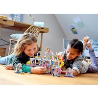 Конструктор LEGO Friends 41450 Торговый центр Хартлейк Сити - Превью изображения №18 — Интернет-магазин ПроЗаказ