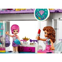 Конструктор LEGO Friends 41450 Торговый центр Хартлейк Сити - Превью изображения №12 — Интернет-магазин ПроЗаказ