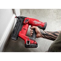 Гвоздезабиватель Milwaukee M18FN18GS-202X 4933471407 (с 2-мя АКБ, кейс) - Превью изображения №18 — Интернет-магазин ПроЗаказ