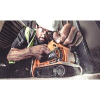 Ленточная шлифмашина AEG Powertools BHBS 18-75BL 4935459582 (без АКБ) - Превью изображения №3 — Интернет-магазин ПроЗаказ