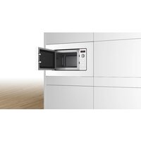 Микроволновая печь Bosch BFL623MW3 - Превью изображения №4 — Интернет-магазин ПроЗаказ