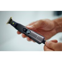 Триммер для бороды и усов Philips OneBlade Pro QP6551/15 - Превью изображения №3 — Интернет-магазин ПроЗаказ