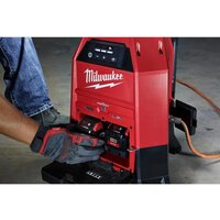 Фонарь Milwaukee M18 ONESLDP-0 ONE-KEY 4933459160 - Превью изображения №12 — Интернет-магазин ПроЗаказ