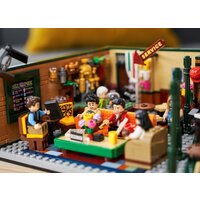 Конструктор LEGO Ideas 21319 Центральная кофейня - Превью изображения №17 — Интернет-магазин ПроЗаказ