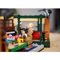 Конструктор LEGO Ideas 21319 Центральная кофейня - Превью изображения №19 — Интернет-магазин ПроЗаказ