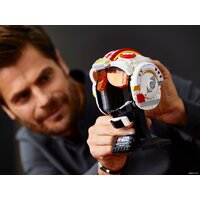 Конструктор LEGO Star Wars 75327 Шлем Люка Скайуокера (Красный-5) - Превью изображения №3 — Интернет-магазин ПроЗаказ