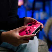 Геймпад Microsoft Xbox Deep Pink Special Edition - Превью изображения №6 — Интернет-магазин ПроЗаказ