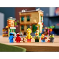 Конструктор LEGO Ideas 21324 Улица Сезам, 123 - Превью изображения №21 — Интернет-магазин ПроЗаказ