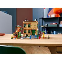 Конструктор LEGO Ideas 21324 Улица Сезам, 123 - Превью изображения №14 — Интернет-магазин ПроЗаказ