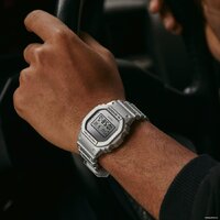 Наручные часы Casio G-Shock DW-5600FF-8 - Превью изображения №5 — Интернет-магазин ПроЗаказ