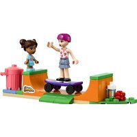 Конструктор LEGO Friends 41704 Большой дом на главной улице - Превью изображения №16 — Интернет-магазин ПроЗаказ