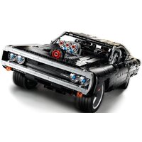 Конструктор LEGO Technic 42111 Dodge Charger Доминика Торетто - Превью изображения №4 — Интернет-магазин ПроЗаказ
