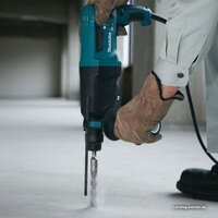Перфоратор Makita HR2300 - Превью изображения №5 — Интернет-магазин ПроЗаказ