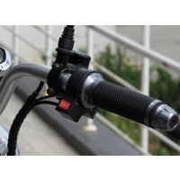 Электроскутер Yakama АР-Н008-3 (черный) - Превью изображения №10 — Интернет-магазин ПроЗаказ