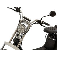 Электроскутер Yakama АР-Н008-3 (черный) - Превью изображения №4 — Интернет-магазин ПроЗаказ