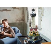 Конструктор LEGO Ideas 21335 Моторизованный маяк - Превью изображения №14 — Интернет-магазин ПроЗаказ