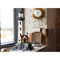 Конструктор LEGO Ideas 21335 Моторизованный маяк - Превью изображения №9 — Интернет-магазин ПроЗаказ