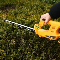 Кусторез Deko DKBC45 065-1252 (с 1-им АКБ) - Превью изображения №7 — Интернет-магазин ПроЗаказ