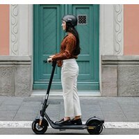 Электросамокат Ninebot Kickscooter F2 - Превью изображения №8 — Интернет-магазин ПроЗаказ