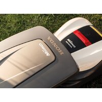 Газонокосилка-робот Honda Miimo HRM 3000 - Превью изображения №3 — Интернет-магазин ПроЗаказ