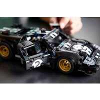 Конструктор LEGO Technic 42223 Гоночный автомобиль Ford GT40 MKII 1966 - Превью изображения №12 — Интернет-магазин ПроЗаказ