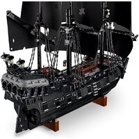 Конструктор LEGO Icons 10365 Пираты Карибского моря: Черная жемчужина - Превью изображения №8 — Интернет-магазин ПроЗаказ