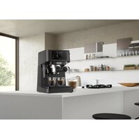 Рожковая кофеварка DeLonghi Stilosa EC235.BK - Превью изображения №6 — Интернет-магазин ПроЗаказ
