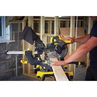 Торцовочная пила Stanley FME721 - Превью изображения №3 — Интернет-магазин ПроЗаказ