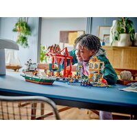Конструктор LEGO City 60422 Морской порт с грузовым судном - Превью изображения №9 — Интернет-магазин ПроЗаказ