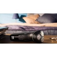 Электробритва Philips Norelco 2300 S1211/81 - Превью изображения №10 — Интернет-магазин ПроЗаказ