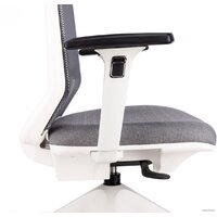 Офисное кресло Бюрократ MC-W611NL (серый TW-04/ткань 38-417/пластик белый) - Превью изображения №8 — Интернет-магазин ПроЗаказ