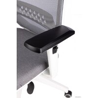 Офисное кресло Бюрократ MC-W611NL (серый TW-04/ткань 38-417/пластик белый) - Превью изображения №13 — Интернет-магазин ПроЗаказ