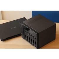Сетевой накопитель ASUSTOR Lockerstor 6 Gen2 AS6706T - Превью изображения №8 — Интернет-магазин ПроЗаказ