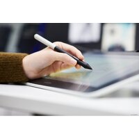 Графический монитор Wacom One DTC133 - Превью изображения №9 — Интернет-магазин ПроЗаказ