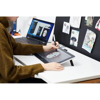 Графический монитор Wacom One DTC133 - Превью изображения №8 — Интернет-магазин ПроЗаказ