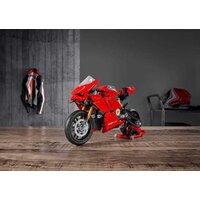 Конструктор LEGO Technic 42107 Ducati Panigale V4 R - Превью изображения №16 — Интернет-магазин ПроЗаказ