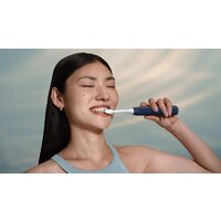 Электрическая зубная щетка Philips Sonicare Series 6100 HX7403/01 - Превью изображения №2 — Интернет-магазин ПроЗаказ