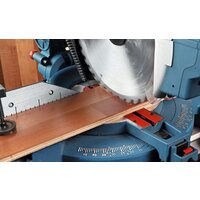 Торцовочная пила Bosch GTM 12 JL Professional (0601B15001) - Превью изображения №4 — Интернет-магазин ПроЗаказ